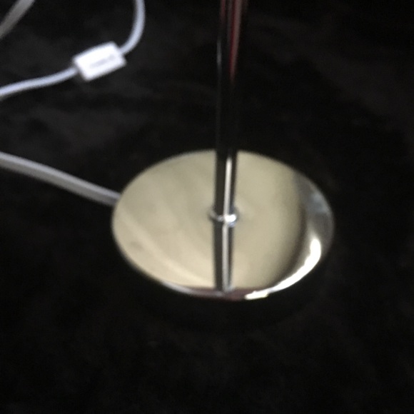 Small Desk Lamp - Picture 4 of 4